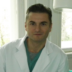 Dr Bojan Obradović